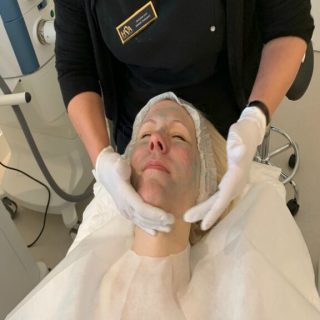 Scandimummy Fire Ice Facial During 1 576x1024